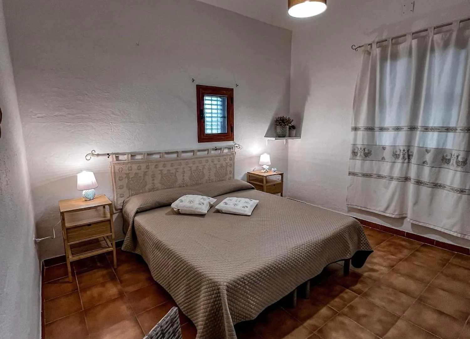 Casa Chiara Con Accesso Diretto Alla Spiaggia Àrbatax Apartmán