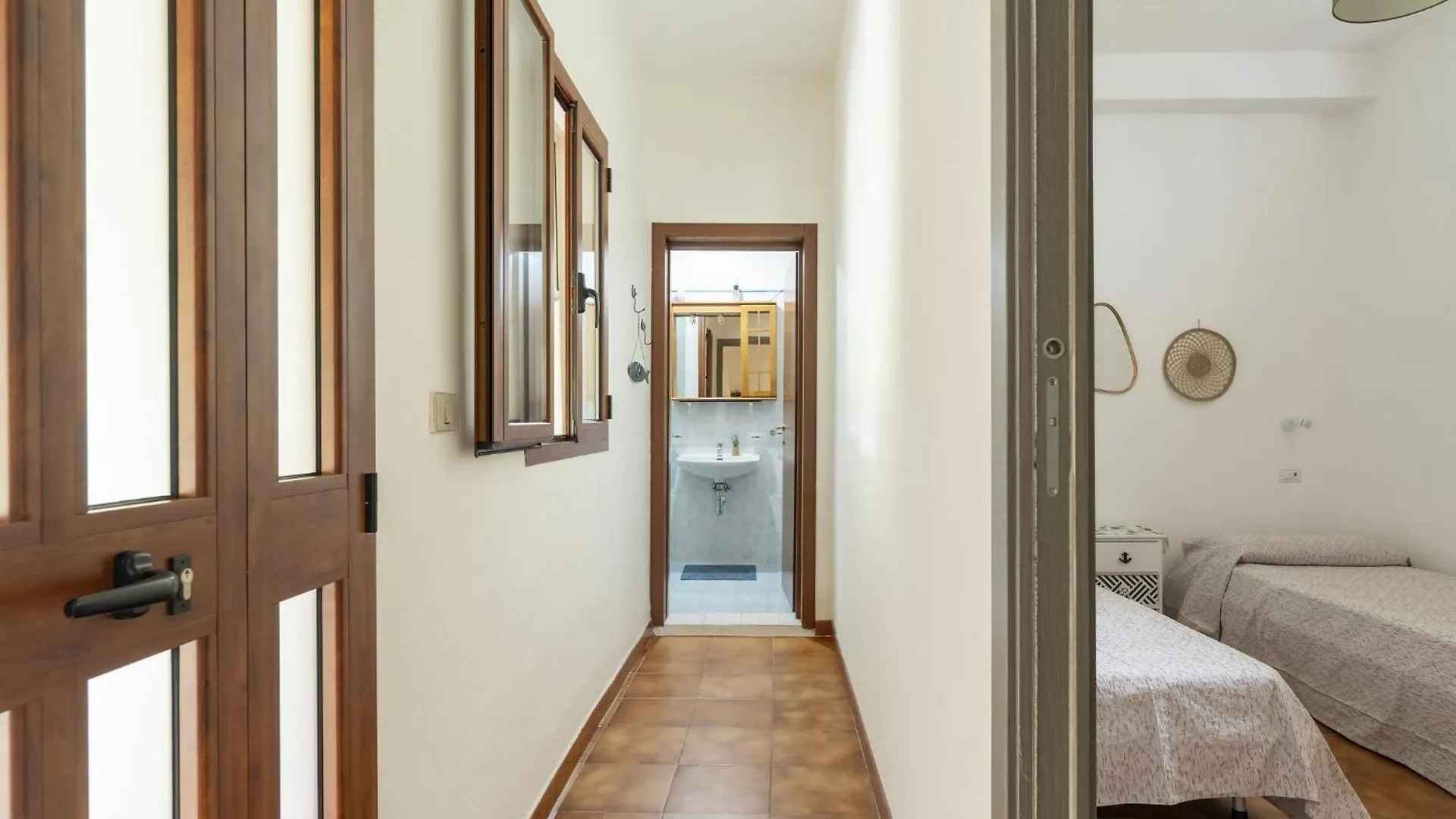 Casa Chiara Con Accesso Diretto Alla Spiaggia Àrbatax Apartmán